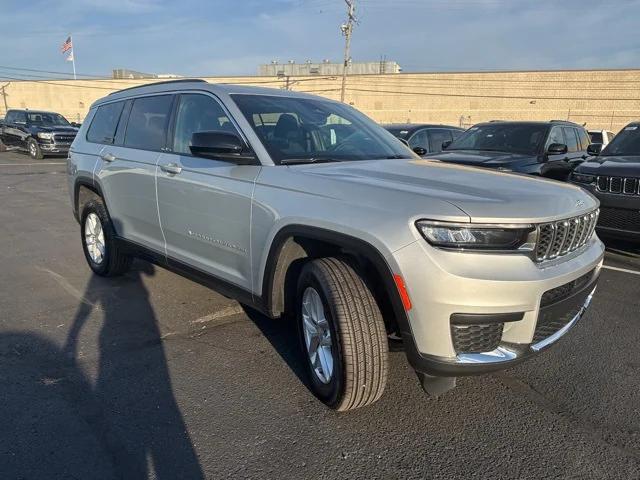 2024 Jeep Grand Cherokee L Laredo X 4x4 2024 Jeep Grand Cherokee L Laredo X 4x4