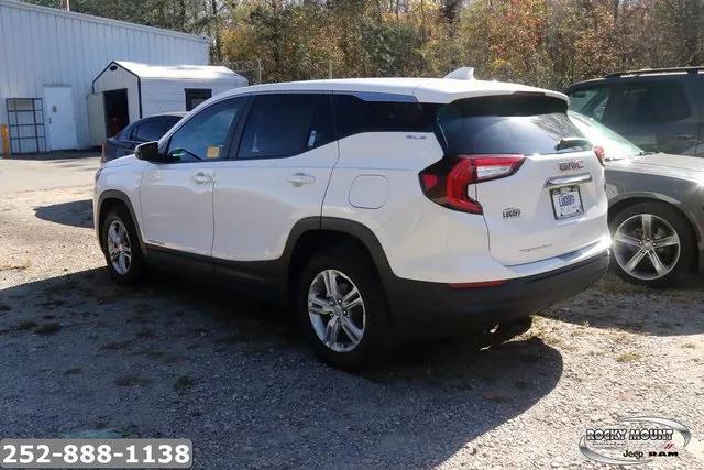 2024 GMC Terrain FWD SLE 2024 GMC Terrain FWD SLE