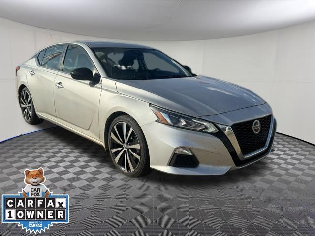 2022 Nissan Altima SR FWD 2022 Nissan Altima SR FWD