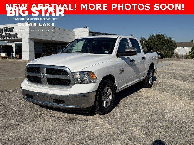 2023 RAM 1500 Classic SLT Crew Cab 4x2 57 Box