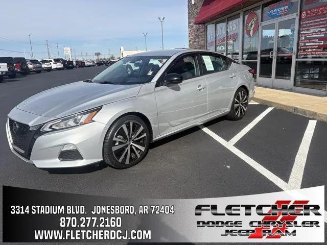 2022 Nissan Altima SR FWD 2022 Nissan Altima SR FWD