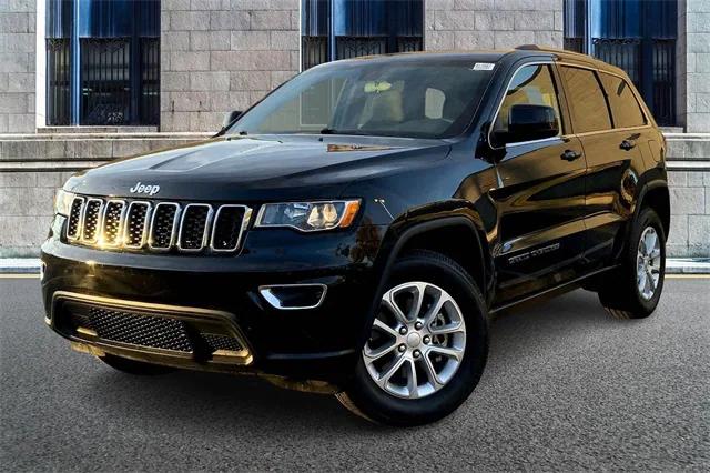 2021 Jeep Grand Cherokee Laredo E 4x4 2021 Jeep Grand Cherokee Laredo E 4x4