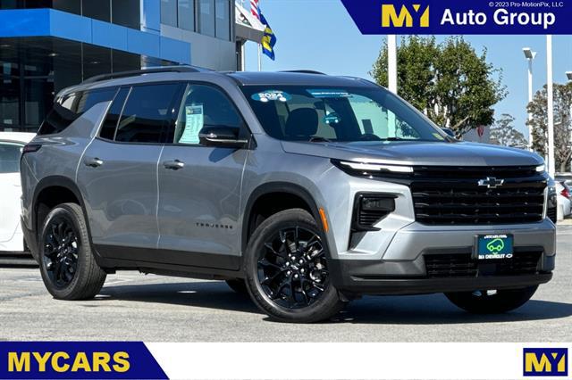 2024 Chevrolet Traverse FWD LT 2024 Chevrolet Traverse FWD LT