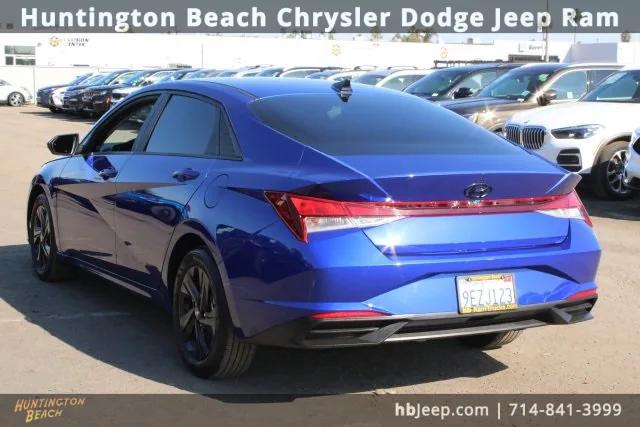 2023 Hyundai Elantra SEL 2023 Hyundai Elantra SEL