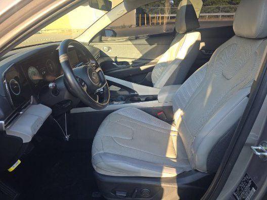 2022 Hyundai Elantra Limited 2022 Hyundai Elantra Limited