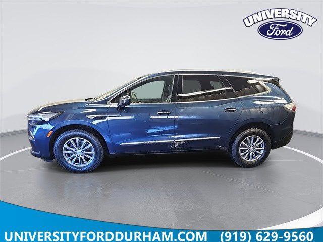2022 Buick Enclave FWD Essence 2022 Buick Enclave FWD Essence
