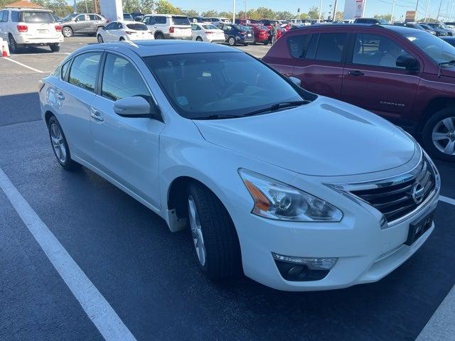 2015 Nissan Altima 2.5 SV 2015 Nissan Altima 2.5 SV
