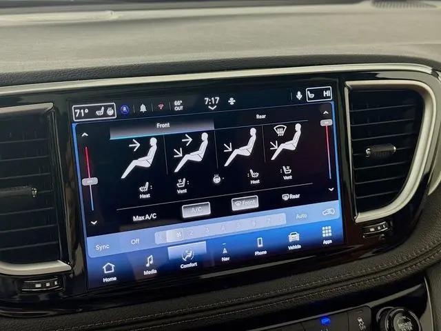 2026 Chrysler Pacifica Pinnacle