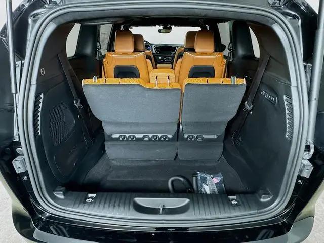 2026 Chrysler Pacifica Pinnacle