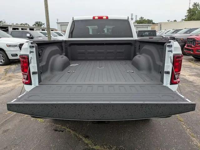 2026 Ram 2500 Big Horn Crew Cab 4x4 64 Box