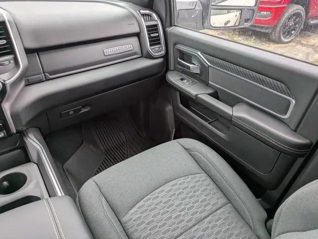 2026 Ram 2500 Big Horn Crew Cab 4x4 64 Box