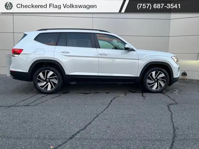 2026 Volkswagen Atlas SE with Technology