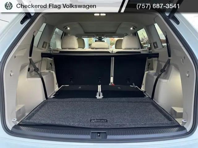 2026 Volkswagen Atlas SE with Technology