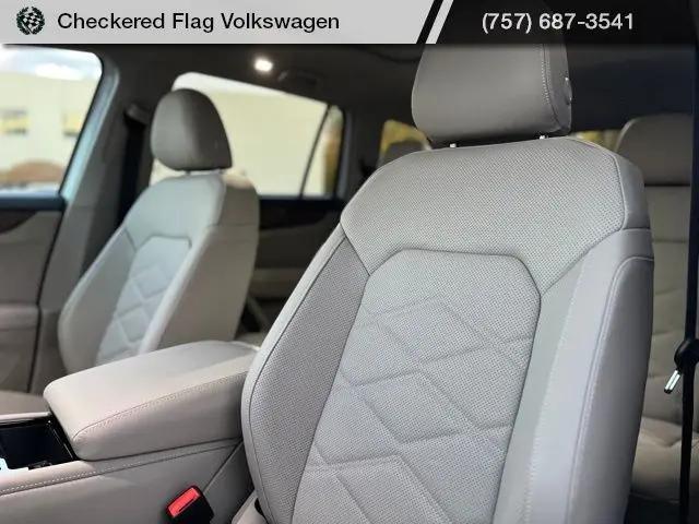 2026 Volkswagen Atlas SE with Technology