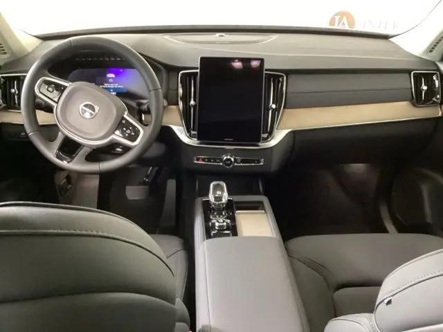 2026 Volvo XC90 Plus, B6 AWD Gas (mild hybrid), Gasoline, Bright, 7 Seats