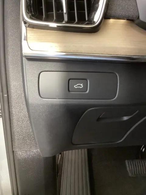 2026 Volvo XC90 Plus, B6 AWD Gas (mild hybrid), Gasoline, Bright, 7 Seats