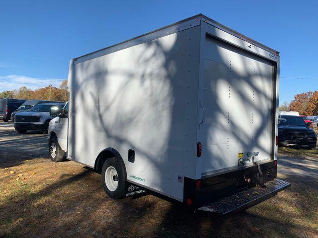 2026 Ford E-350 Cutaway Base
