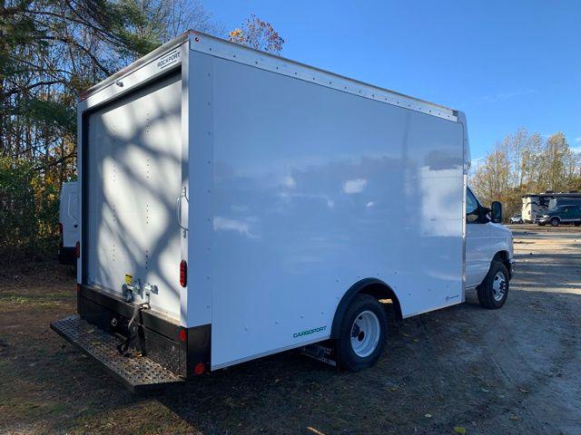 2026 Ford E-350 Cutaway Base