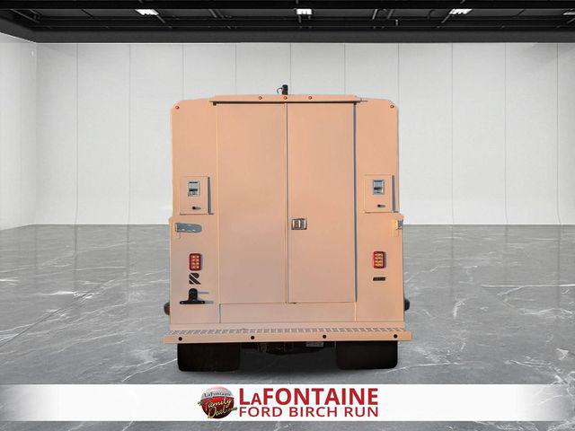 2026 Ford Transit Cutaway Base