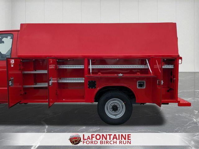 2026 Ford E-350 Cutaway Base
