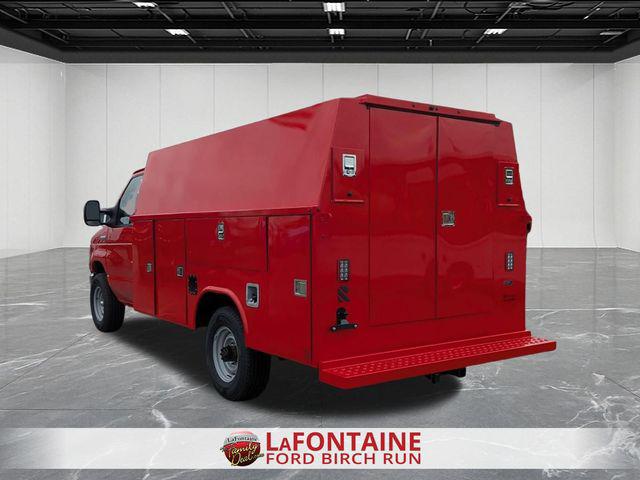 2026 Ford E-350 Cutaway Base