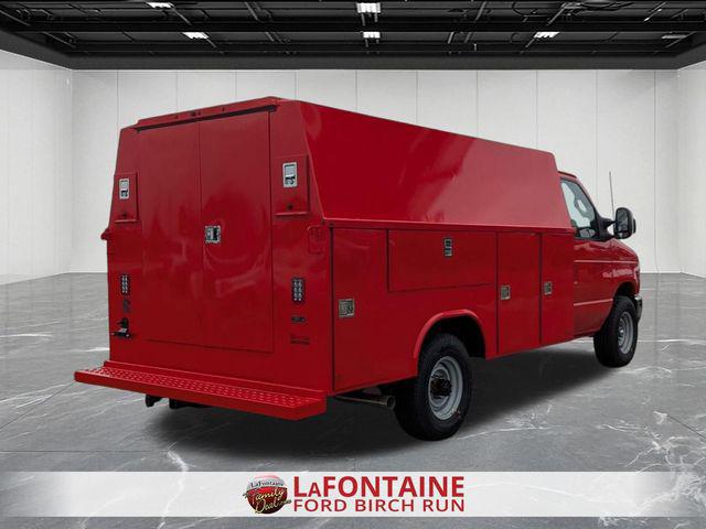 2026 Ford E-350 Cutaway Base