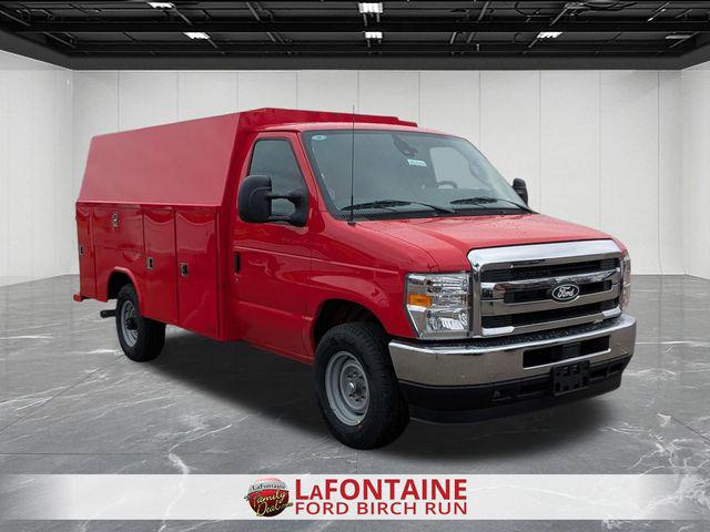 2026 Ford E-350 Cutaway Base