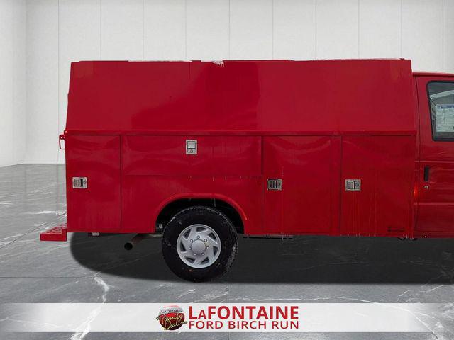 2026 Ford E-350 Cutaway Base