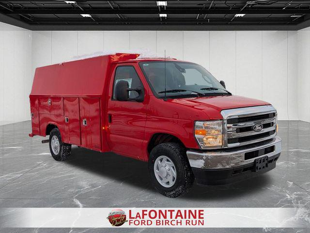 2026 Ford E-350 Cutaway Base