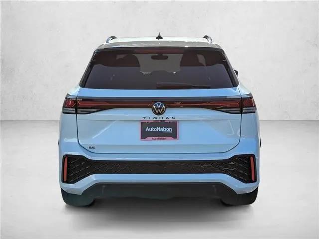 2026 Volkswagen Tiguan SE R-Line Black