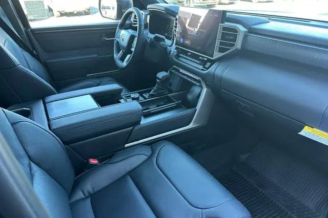 2026 Toyota Tundra Platinum Hybrid CrewMax 5.5' Bed