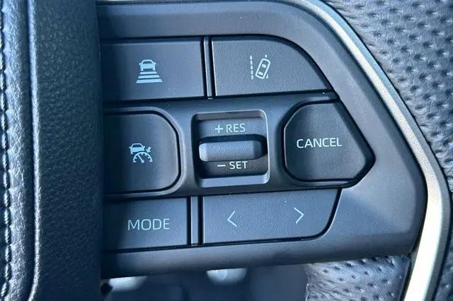2026 Toyota Tundra Platinum Hybrid CrewMax 5.5' Bed