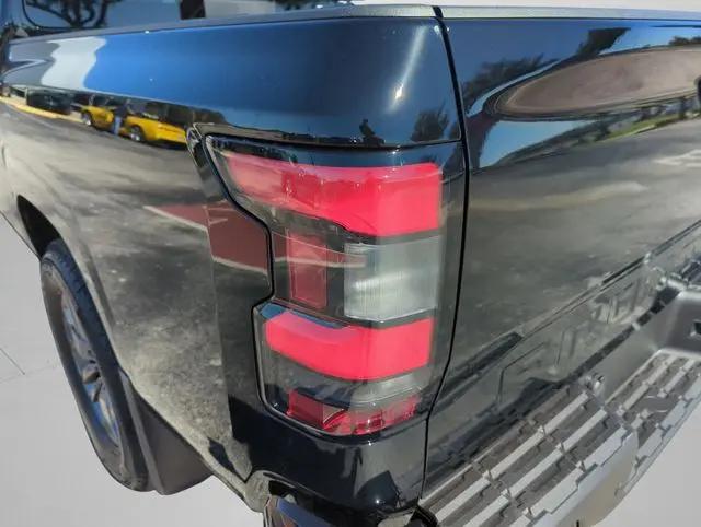 2026 Nissan Frontier Crew Cab SV 4x2
