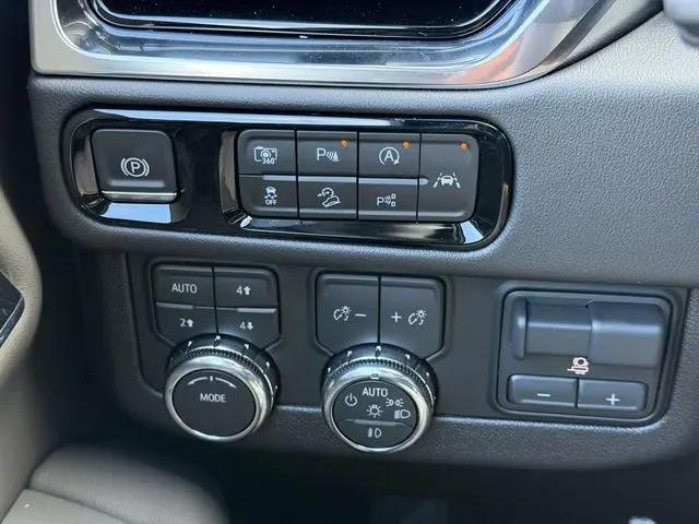 2026 GMC Yukon XL 4WD Elevation