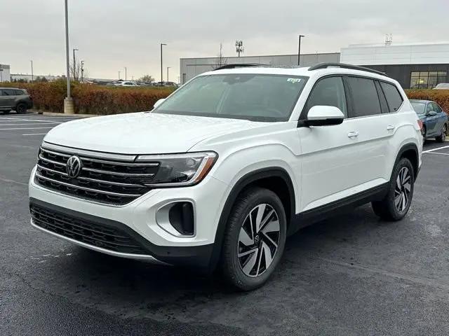 2026 Volkswagen Atlas SE with Technology