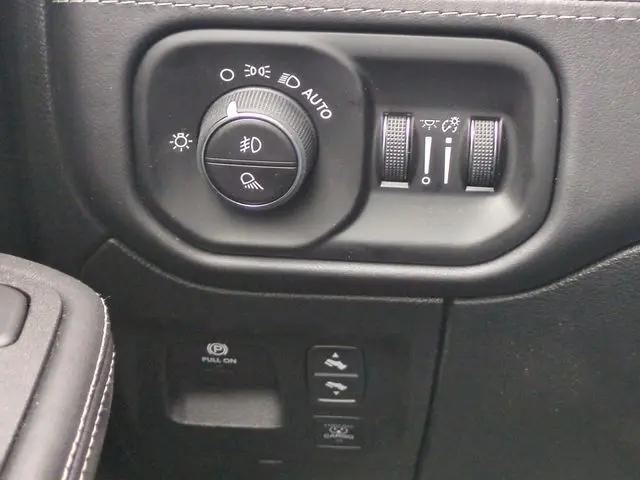 2026 Ram 1500 Limited Crew Cab 4x4 57 Box