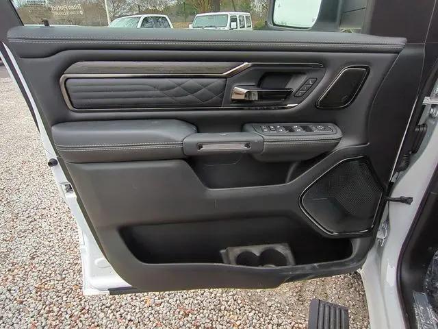 2026 Ram 1500 Limited Crew Cab 4x4 57 Box