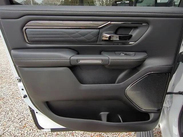 2026 Ram 1500 Limited Crew Cab 4x4 57 Box
