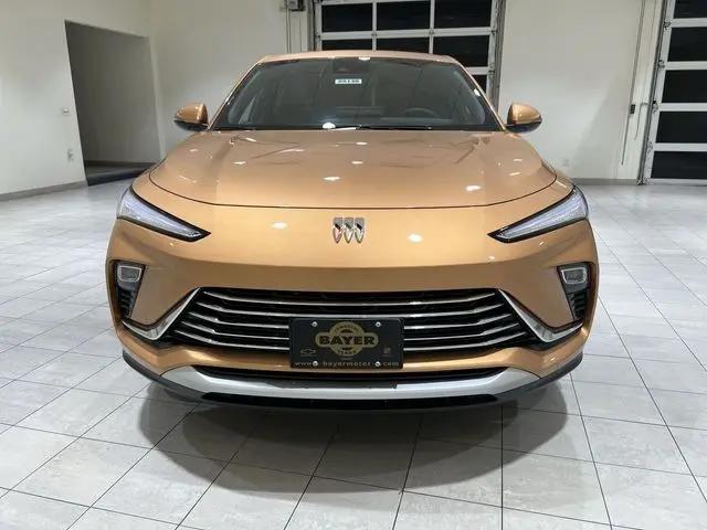 2026 Buick NV Preferred FWD