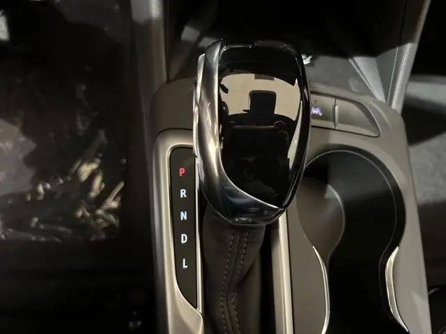 2026 Buick NV Preferred FWD