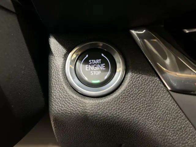 2026 Buick NV Preferred FWD