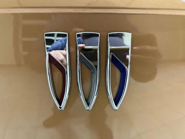 2026 Buick NV Preferred FWD