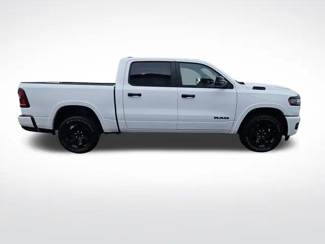 2025 Ram 1500 Big Horn Crew Cab 4x4 5'7" Box