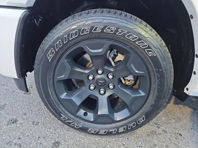 2025 Ram 1500 Big Horn Crew Cab 4x4 5'7" Box