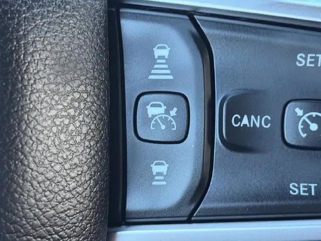 2025 Ram 1500 Big Horn Crew Cab 4x4 57 Box