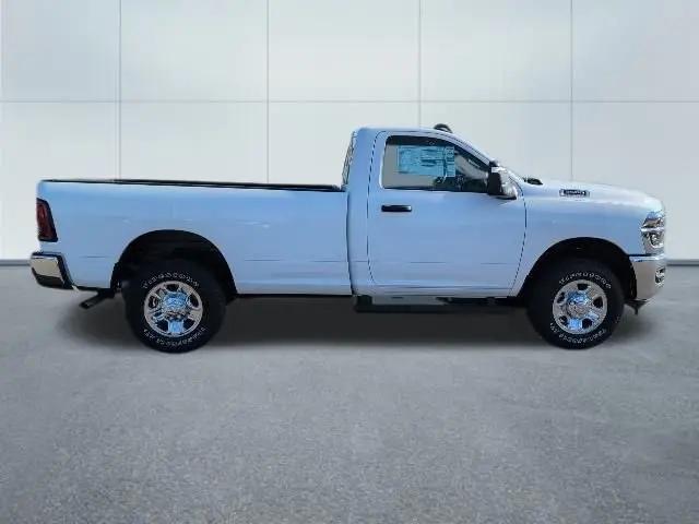 2026 Ram 3500 Tradesman Regular Cab 4x4 8' Box