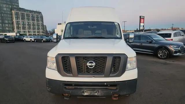 2016 Nissan 2500 SV V8
