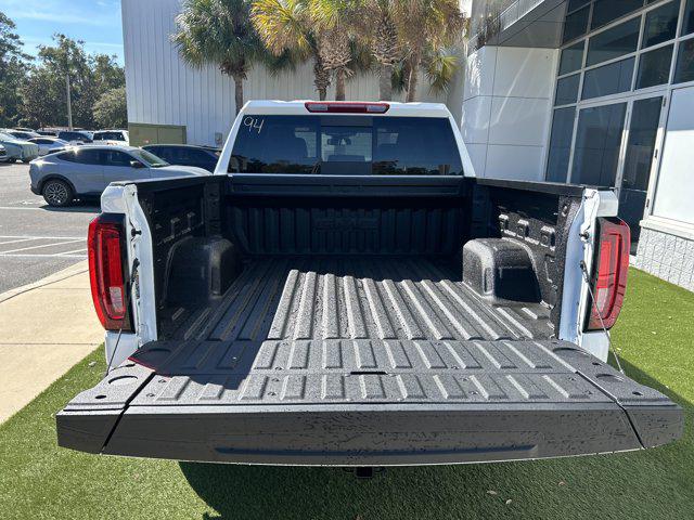 2026 GMC Sierra 1500 Crew Cab, Short Bed, SLT, 4WD