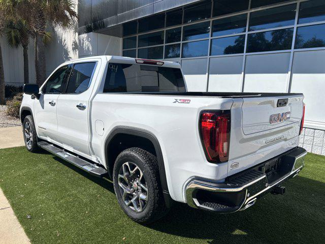 2026 GMC Sierra 1500 Crew Cab, Short Bed, SLT, 4WD