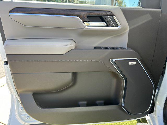 2026 GMC Sierra 1500 Crew Cab, Short Bed, SLT, 4WD